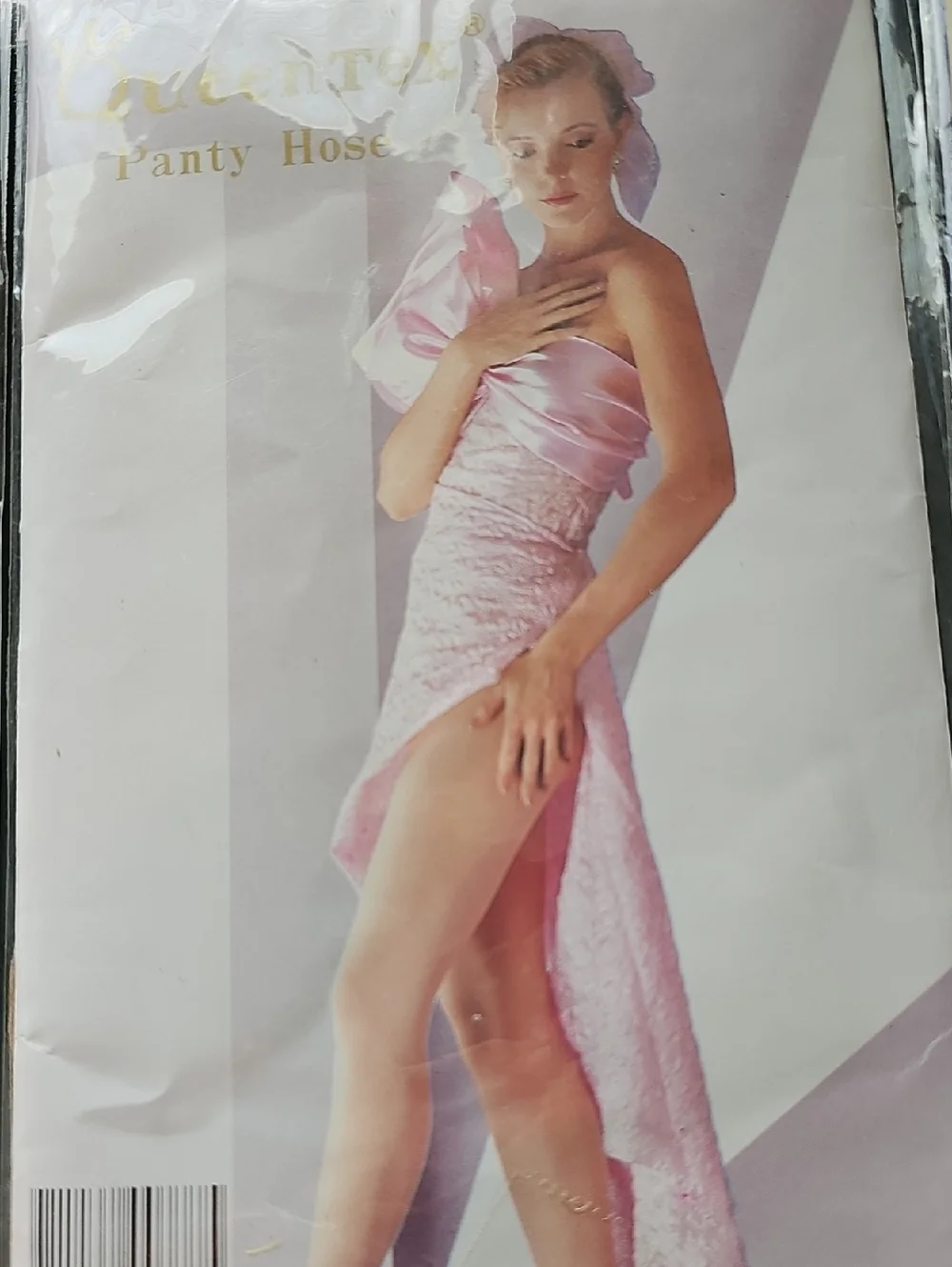 3 Pair Of Panty Hose. New In Pkg. One Size 90- 170 Lbs.2 Are Queentex 1 Is Diana